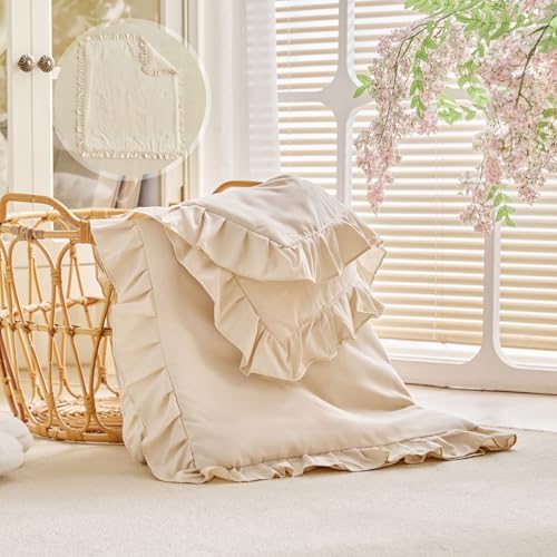 UOZZI BEDDING Ruffled Crib Comforter Quilt - 39x47 Cream