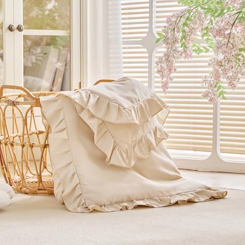 UOZZI BEDDING Ruffled Crib Comforter Quilt - 39x47 Cream