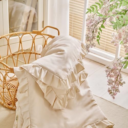 UOZZI BEDDING Ruffled Crib Comforter Quilt - 39x47 Cream