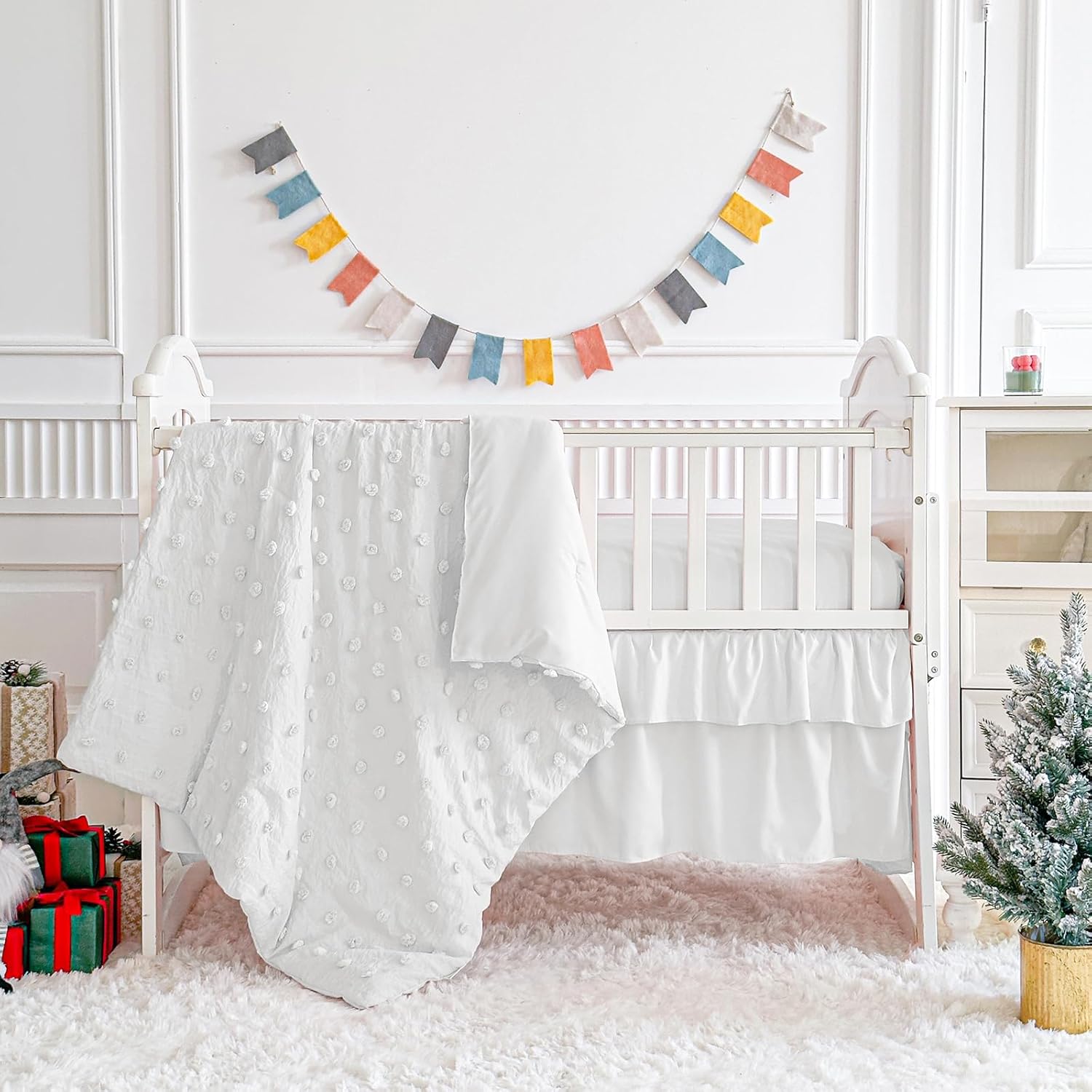 UOZZI BEDDING Tufted Dots Baby Comforter Set 3PC