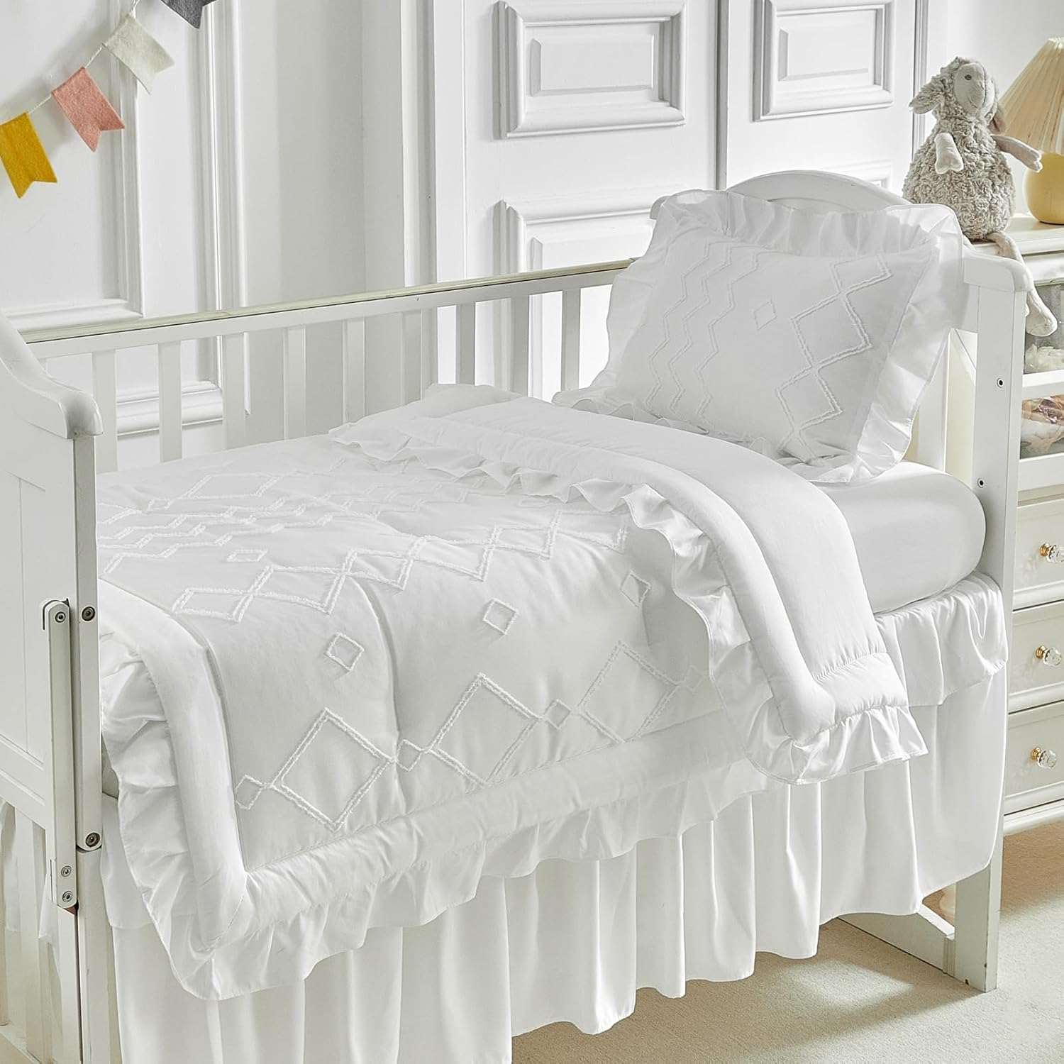 AIKASY Ruffled Shabby Crib Bedding Set for Girls 1