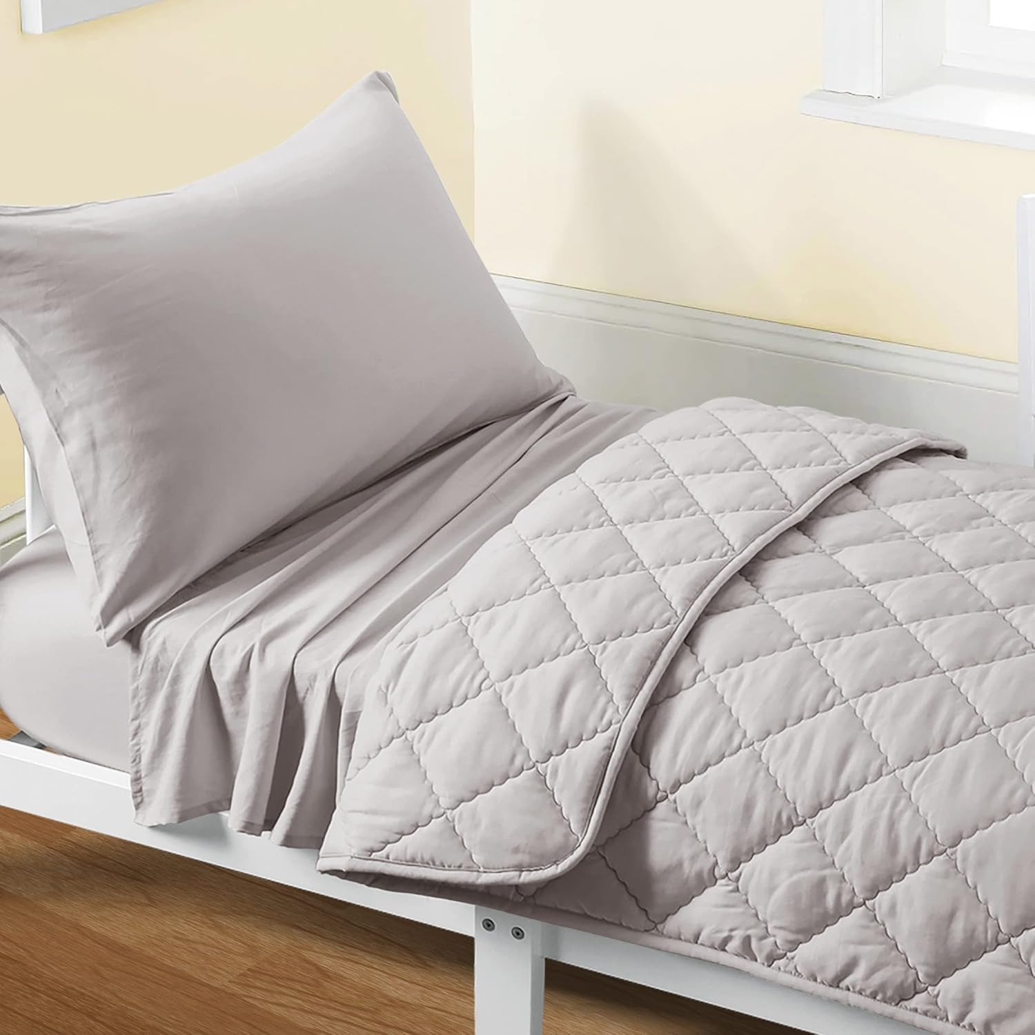 FLXXIE 4 Piece Toddler Bedding Set in Smoke Grey