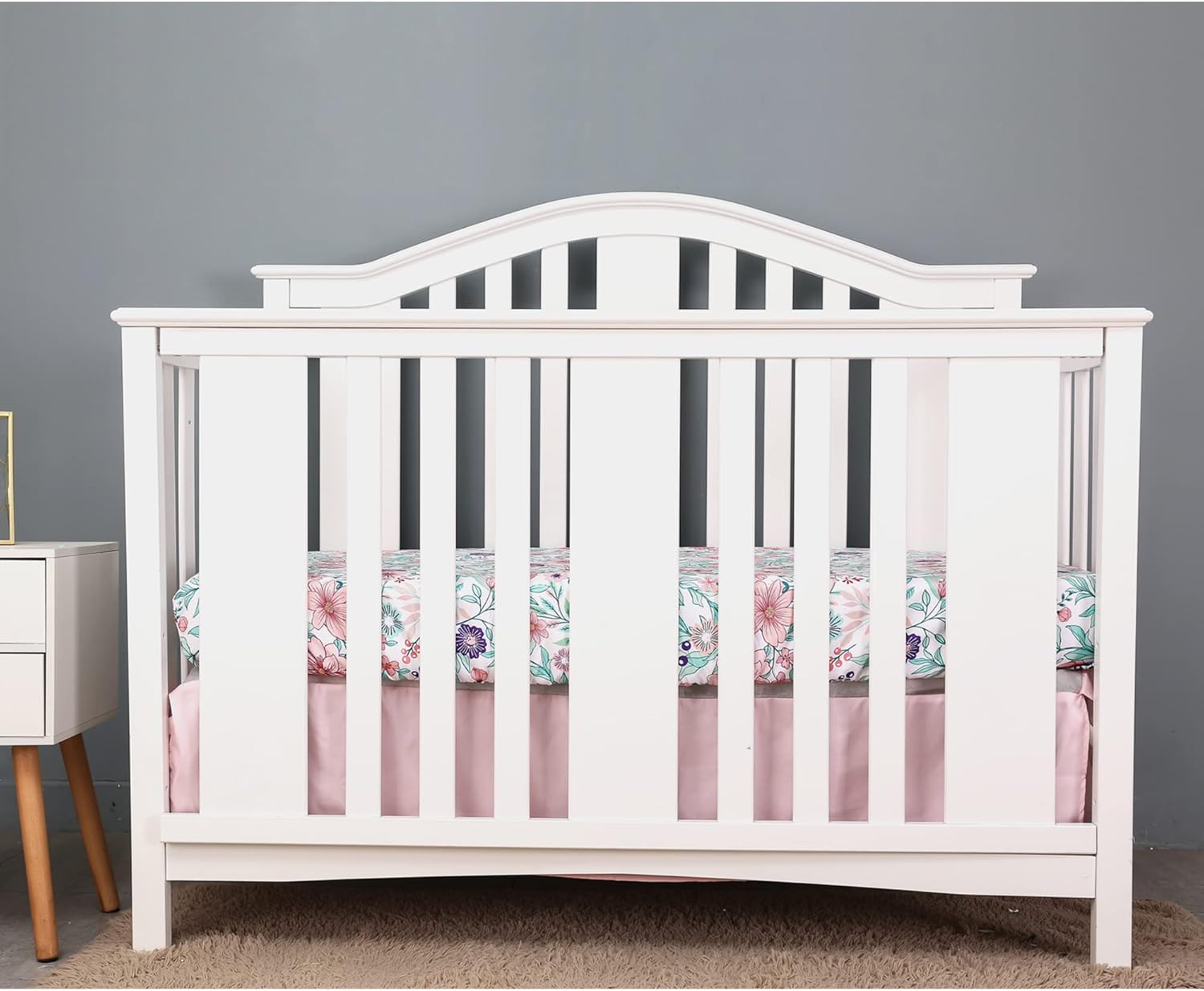 Girl Crib Bedding Set with Giraffe Floral Design