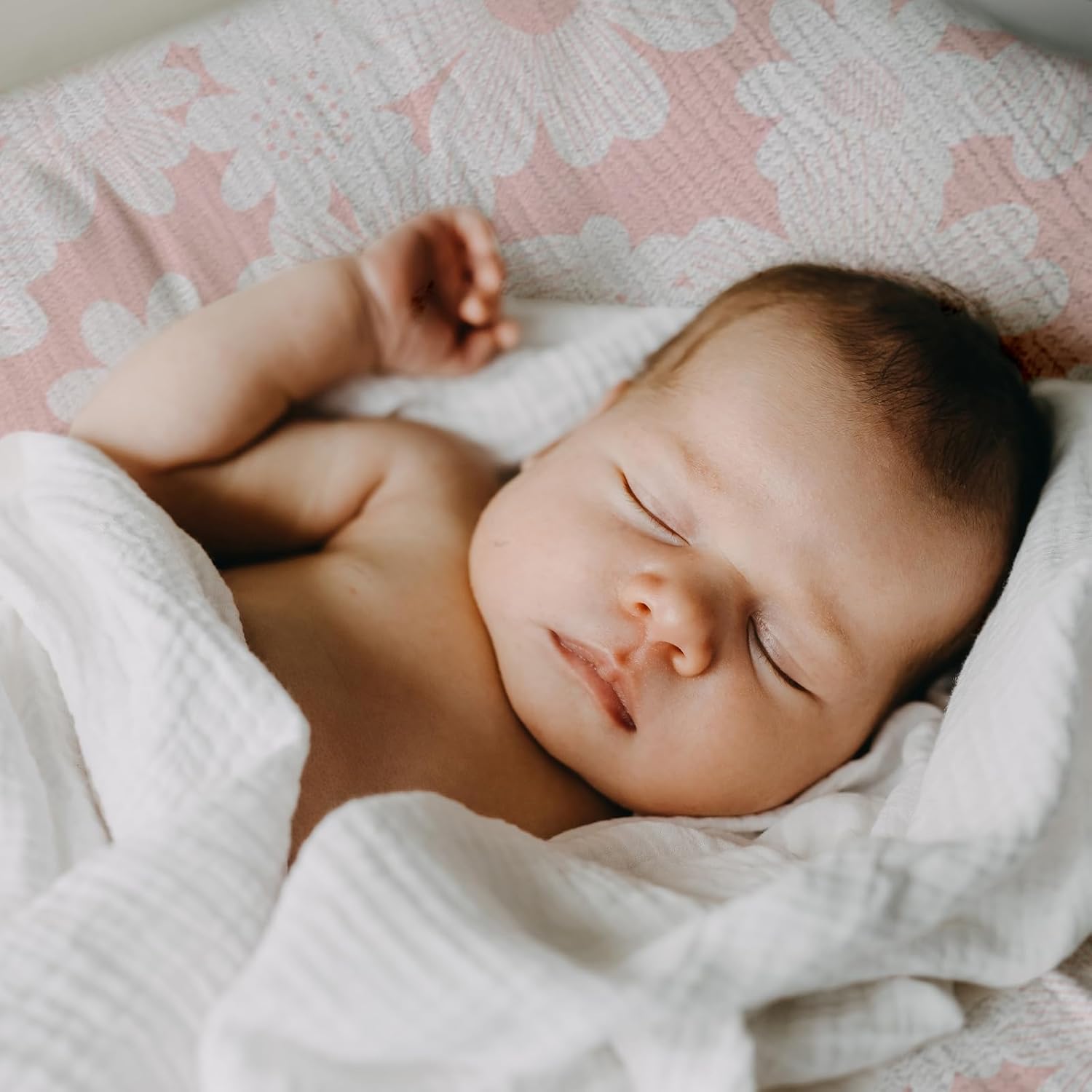 GLLQUEN Baby Muslin Bassinet Sheets 3 Pack - Pink 1