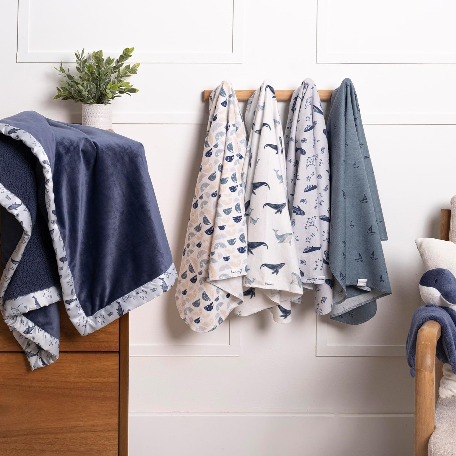 Gerber Unisex Flannel Receiving Blankets Pack of 4