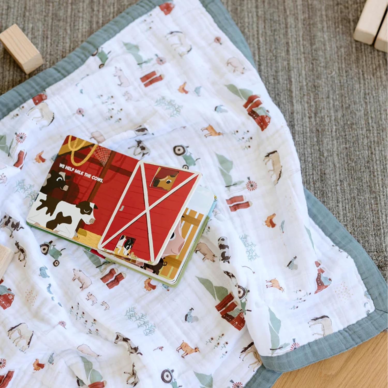 Little Unicorn Farmyard Quilt for Newborns