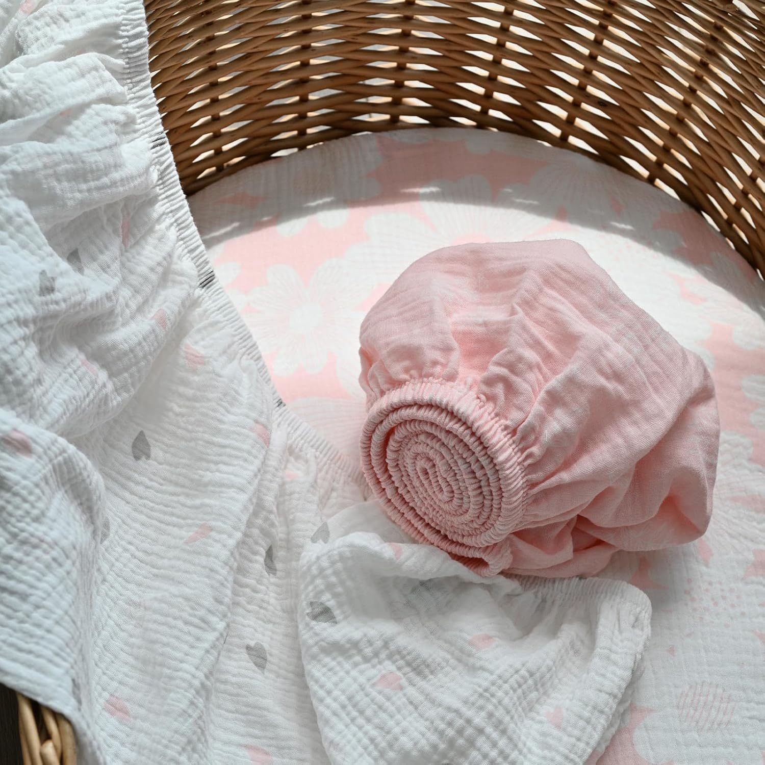 GLLQUEN Baby Muslin Bassinet Sheets 3 Pack - Pink 1