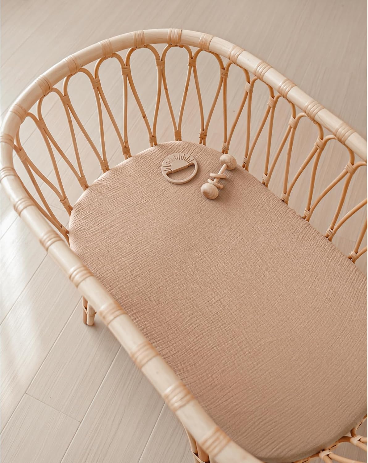 Konssy 2 Pack Muslin Bassinet Sheets for Baby 1