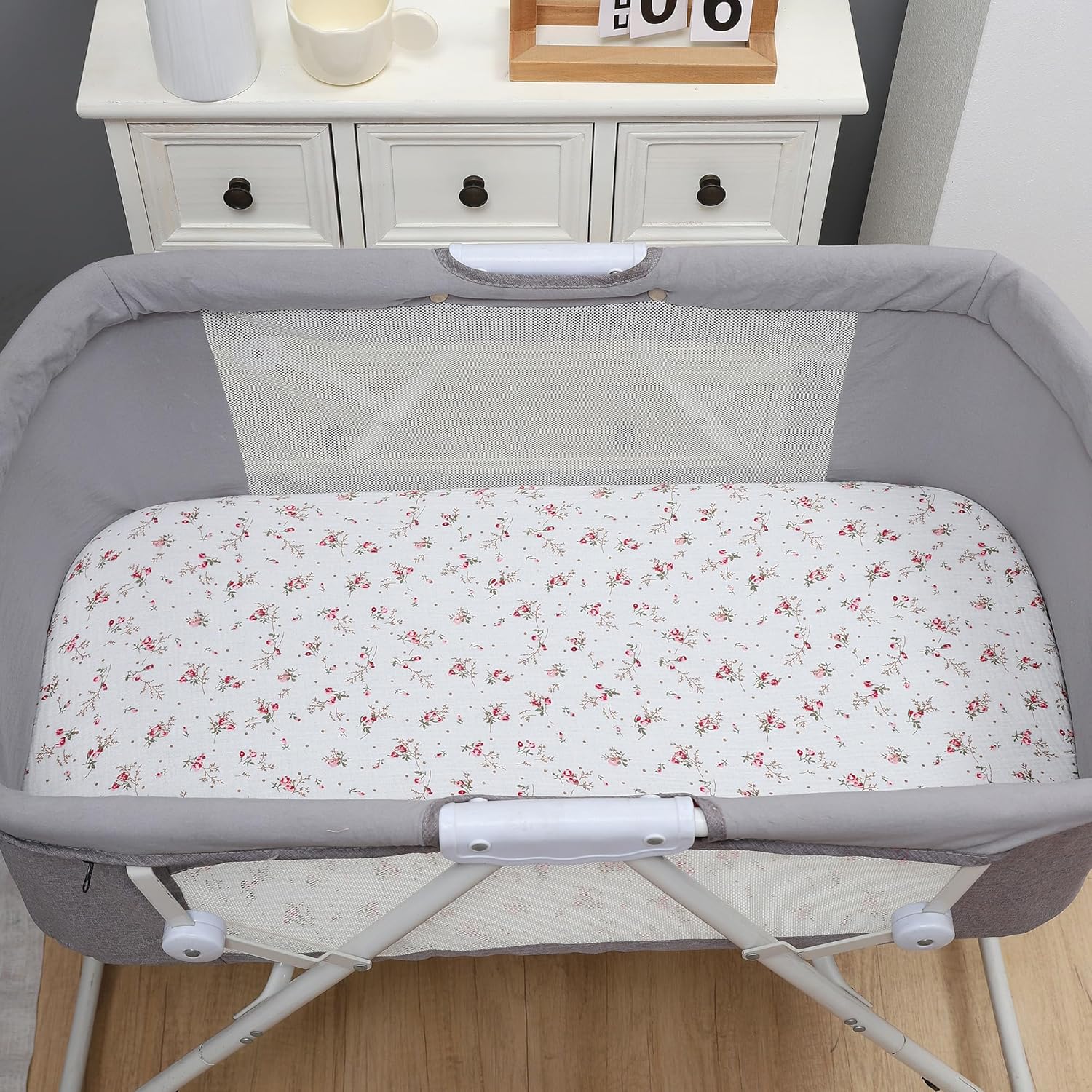 Onacosht Muslin Bassinet Sheets 3 Pack Solid Pink and Floral 1