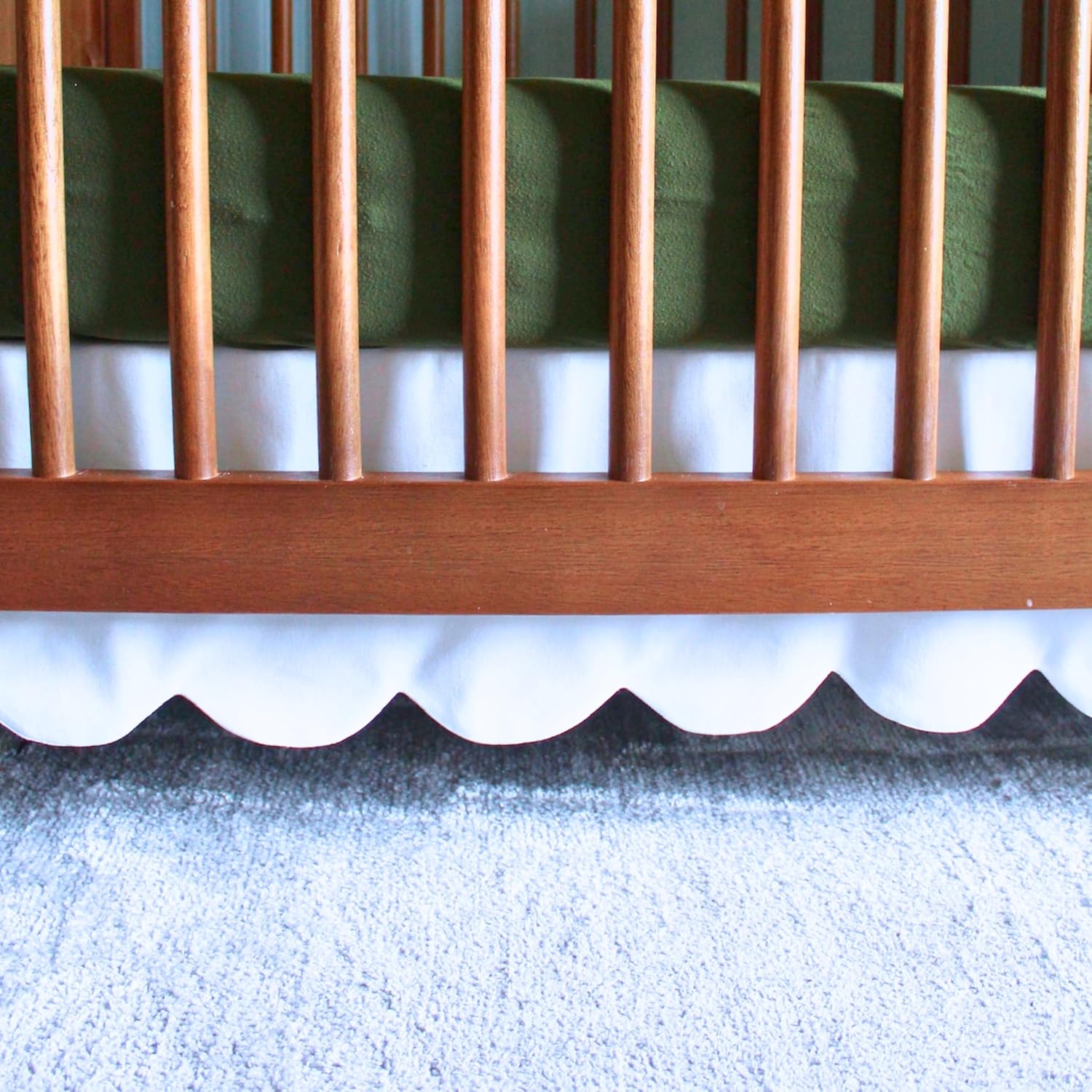 Oscar Bee White Scalloped Crib Skirt - Adjustable Organic 1