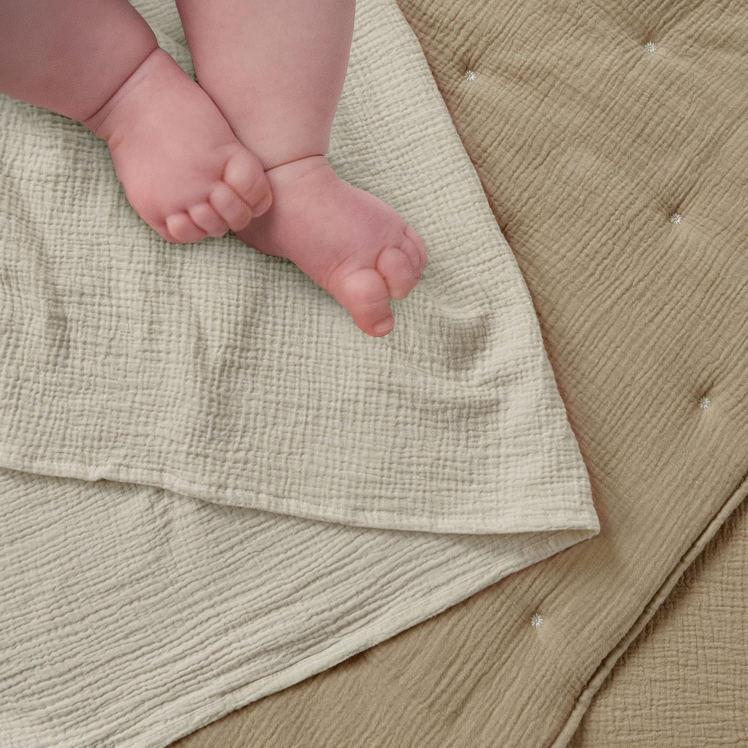 Levtex Baby Cloud Muslin Crib Bed Set - 5 Piece 1